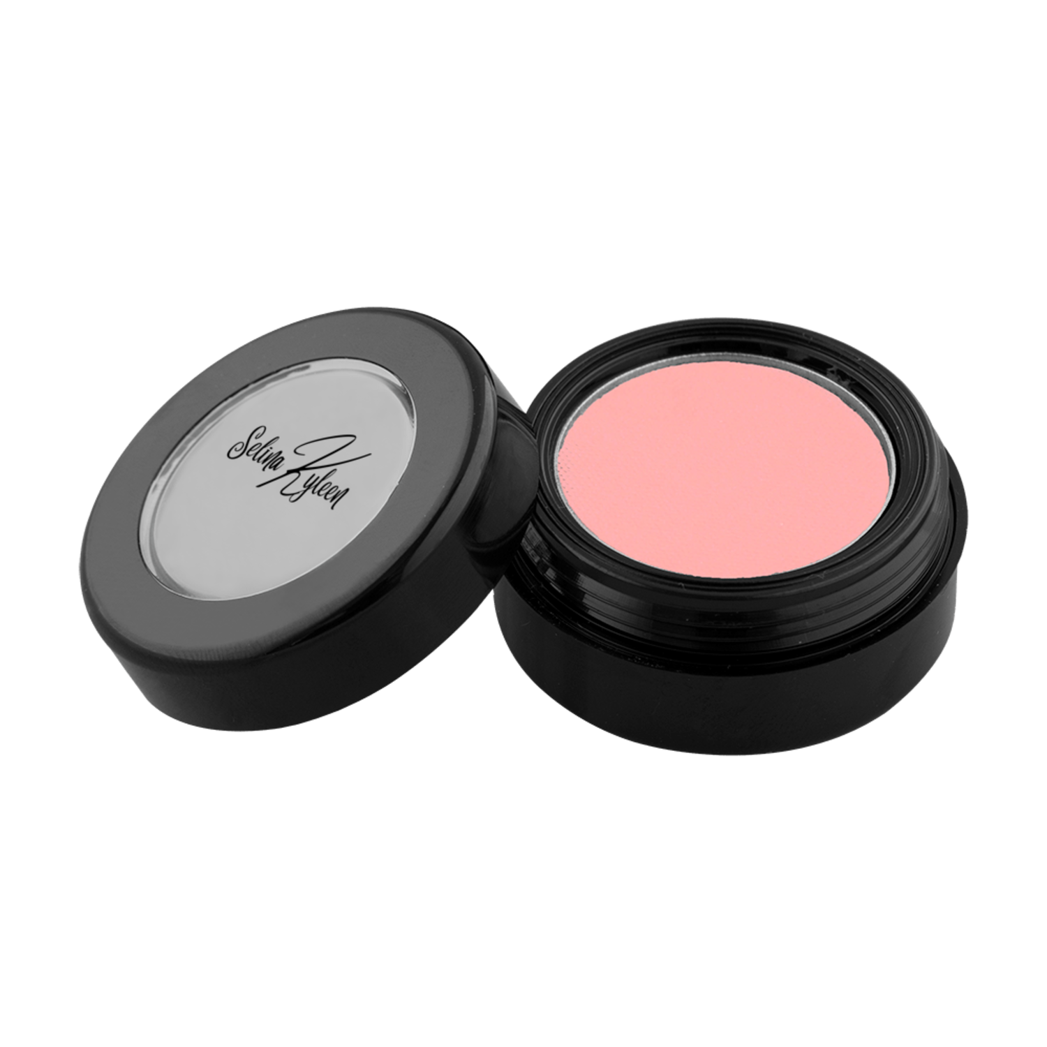 viaGlamour image of a extreme-eyeshadow